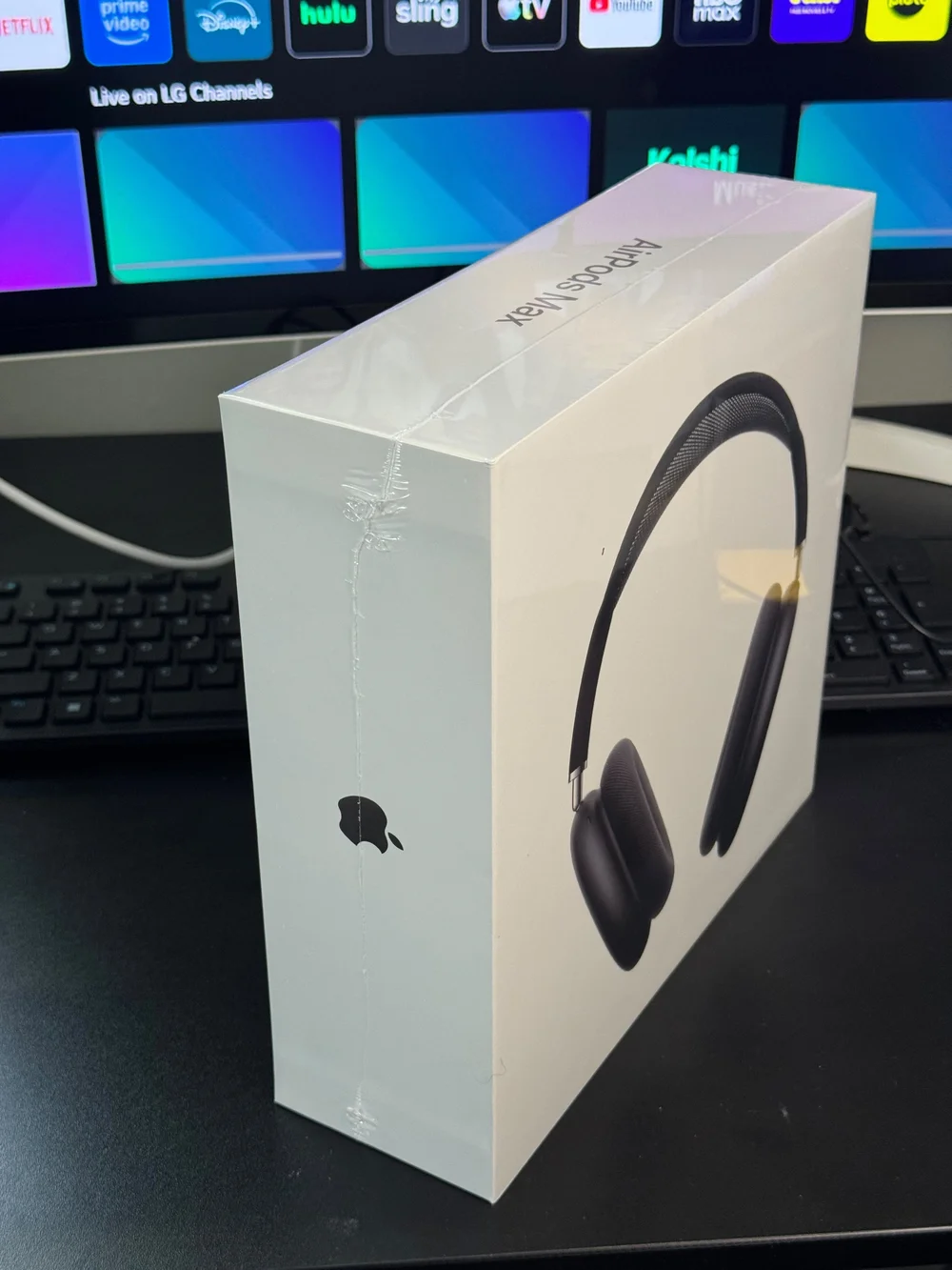 Apple AirPods Max - Black Over-Ear Headphones